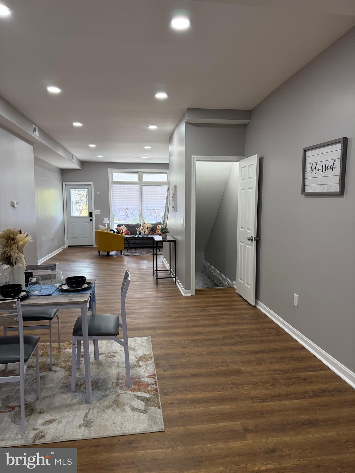 WINCHESTER - Residential