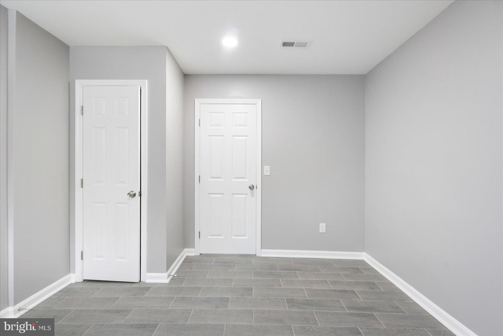 WINCHESTER - Residential