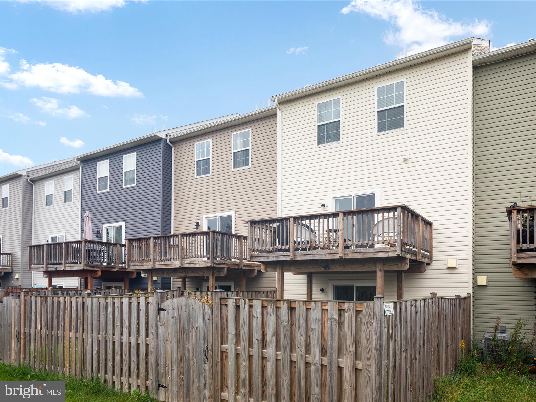 BERKELEY RIDGE - Residential