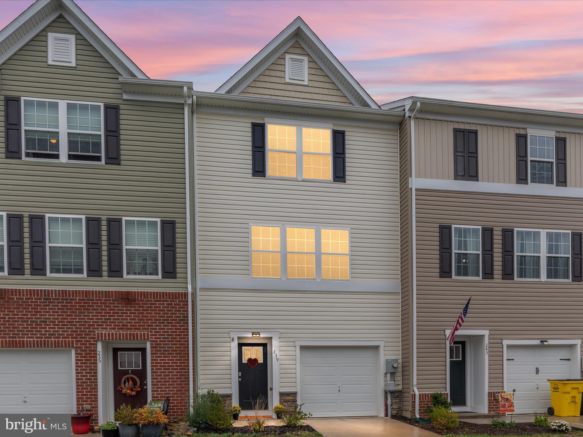 BERKELEY RIDGE - Residential