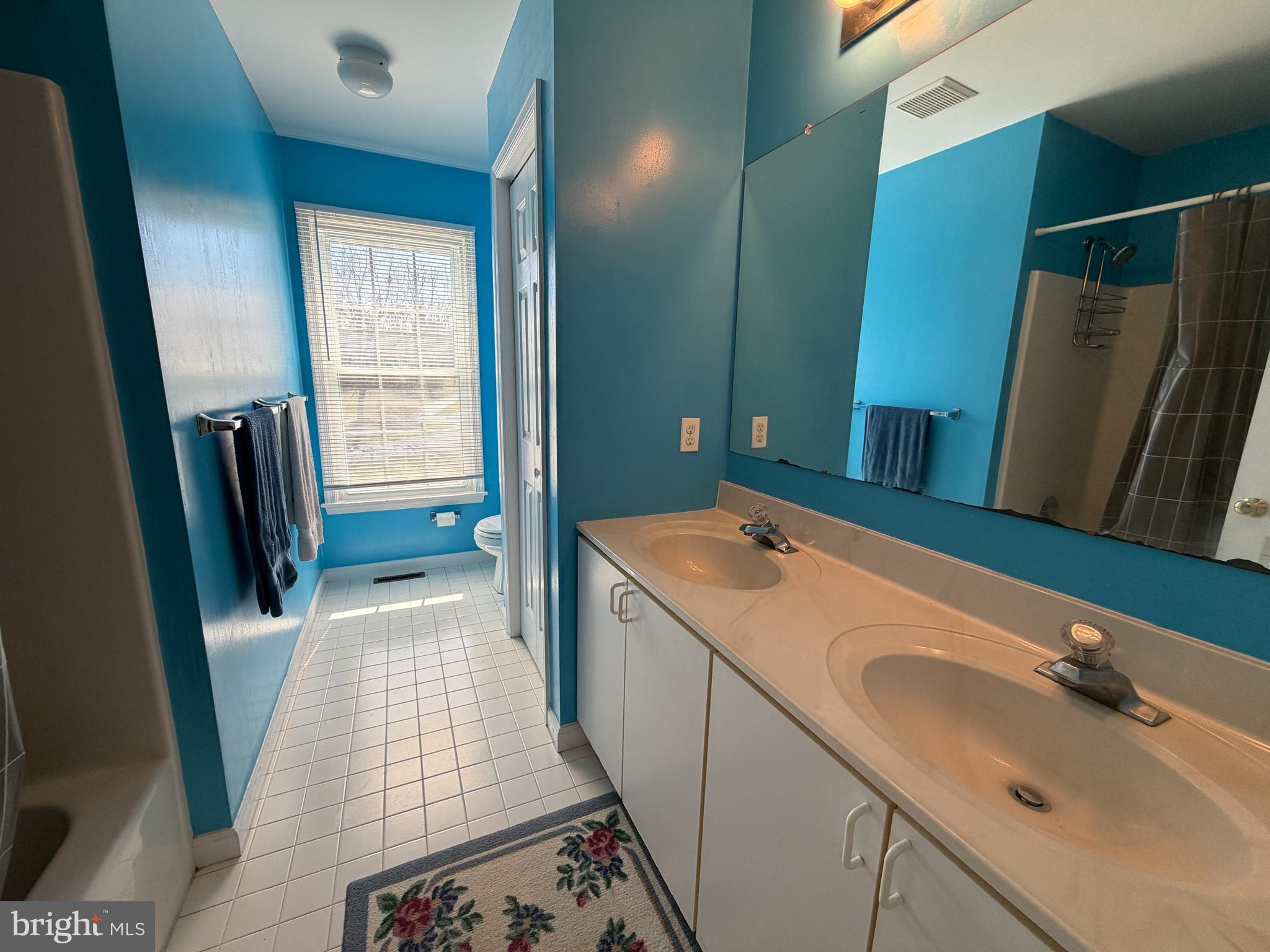 ASHLEA - Residential