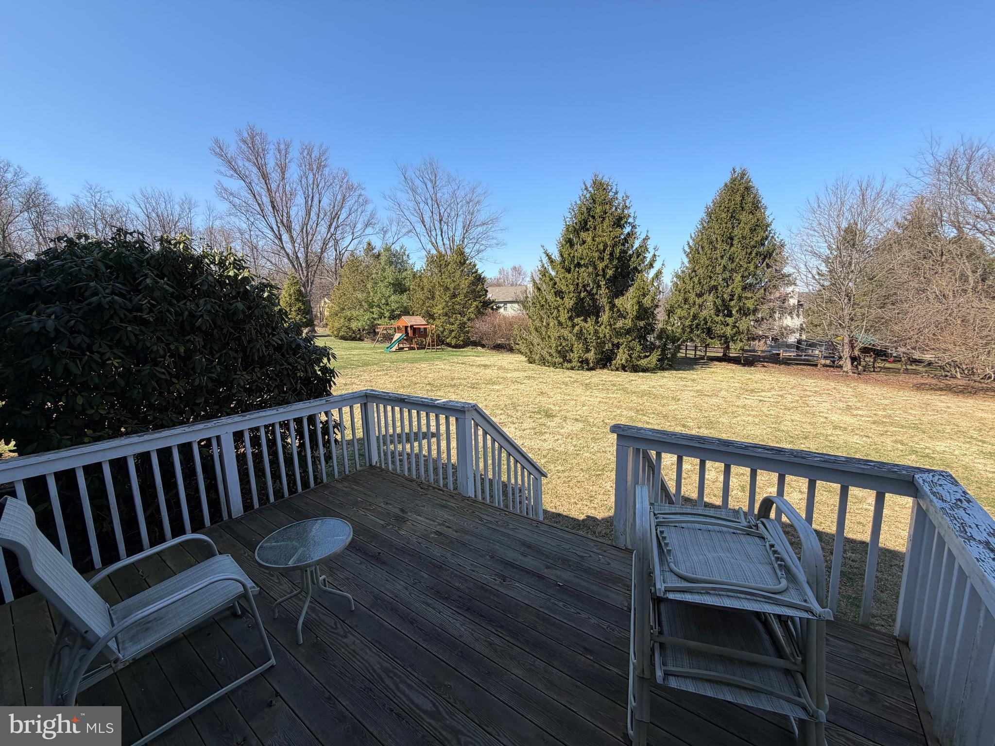 ASHLEA - Residential