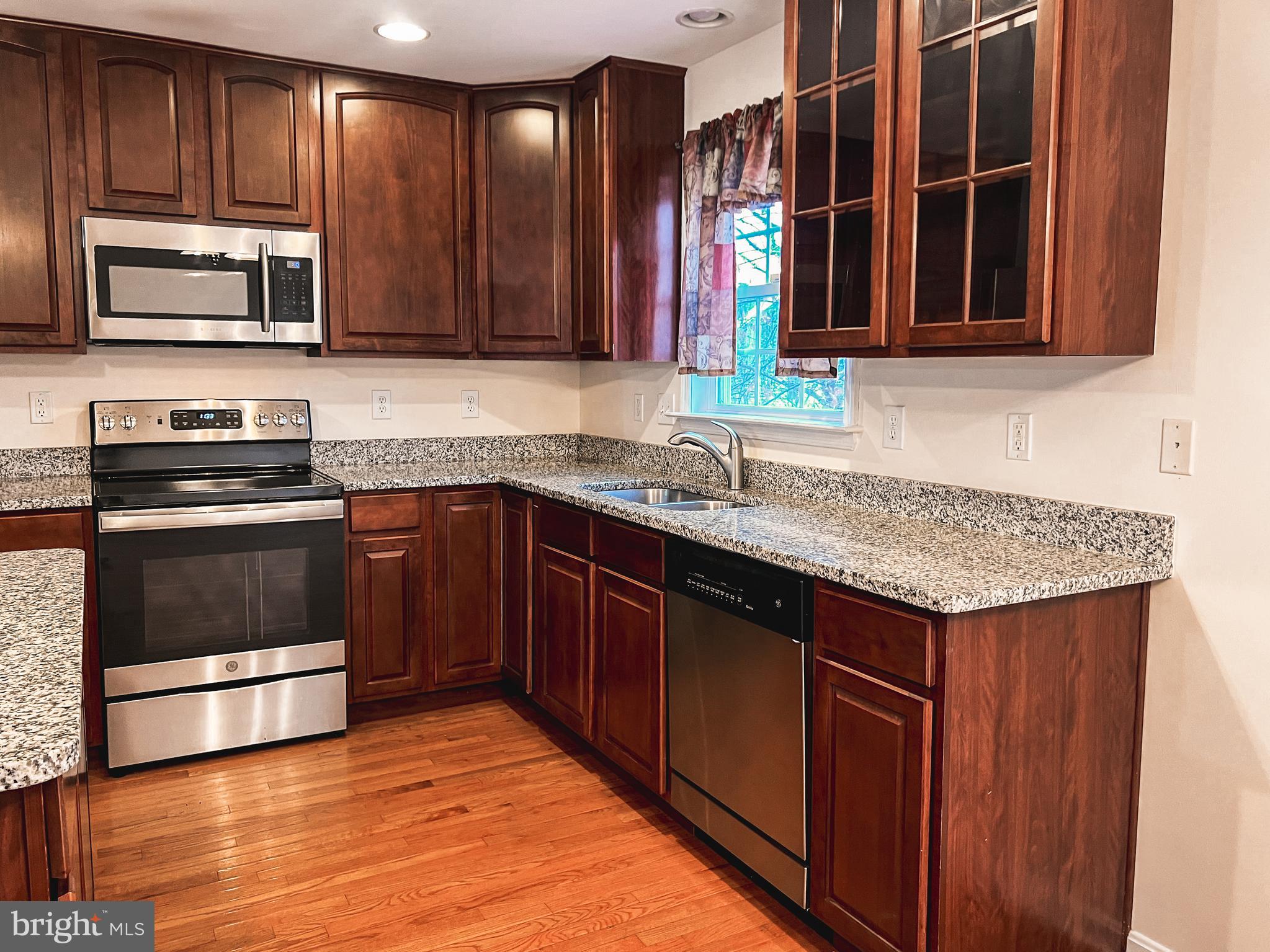 HAMMONDS MILL - Residential