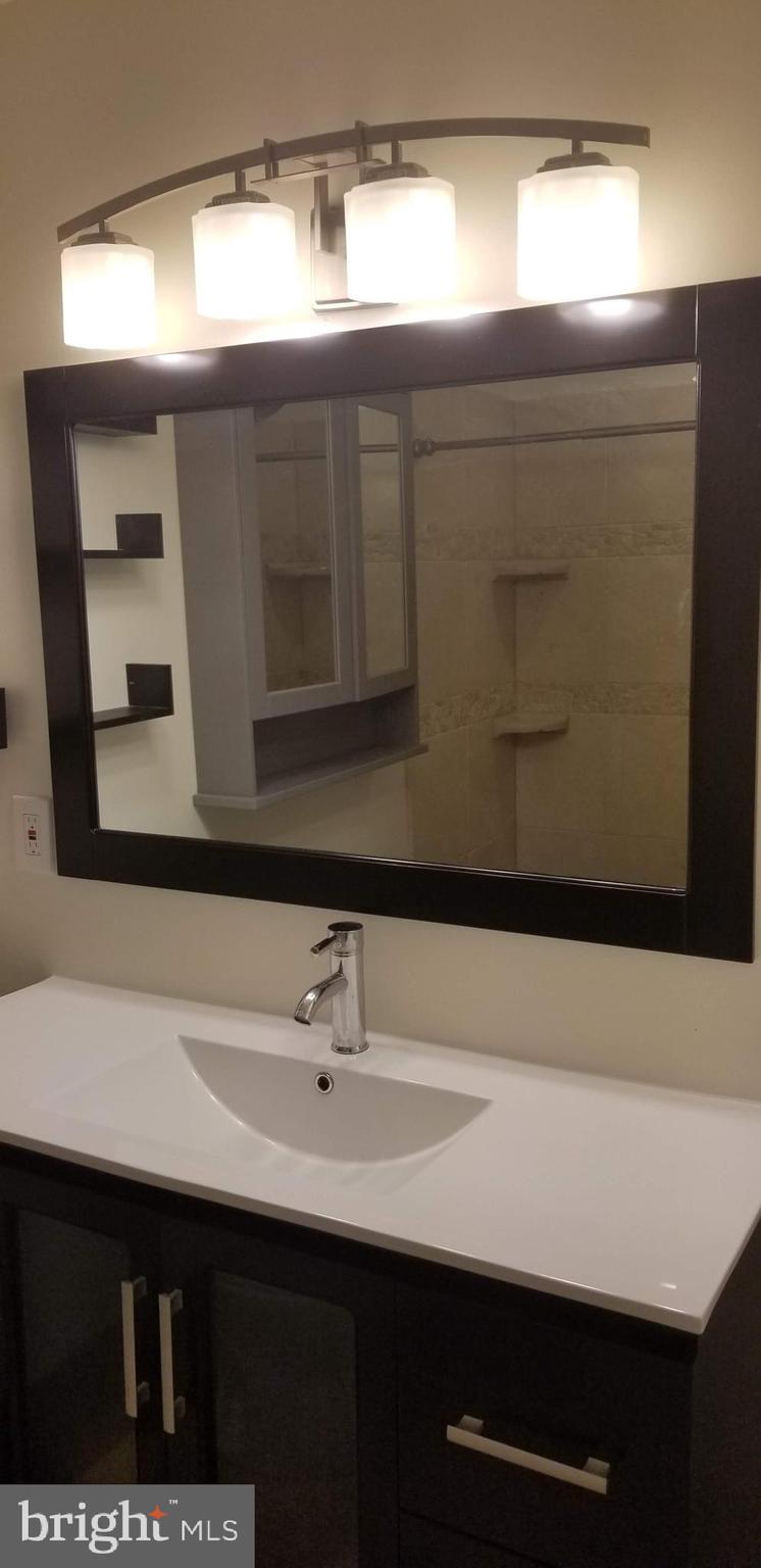 FAIRFIELD COMMONS - Residential Lease