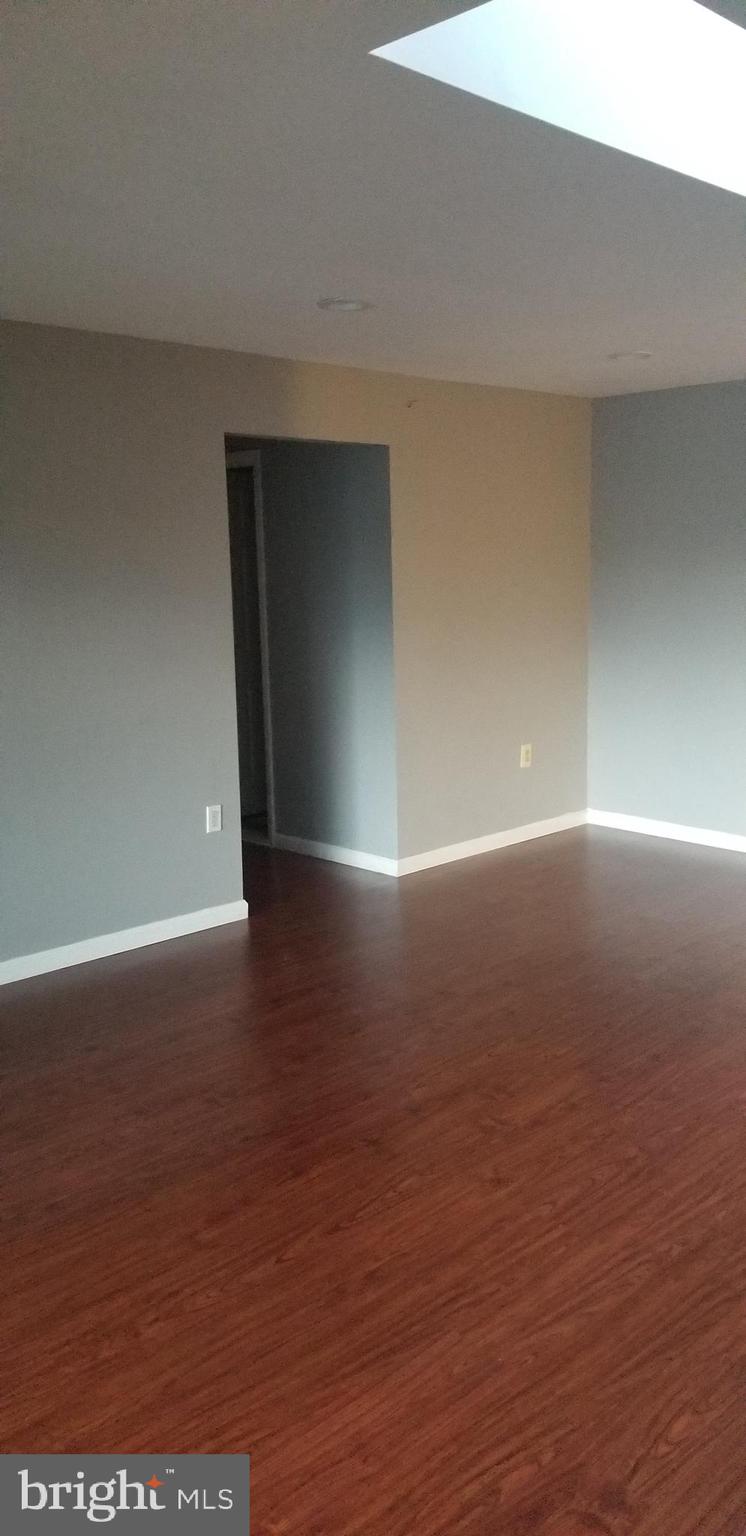 FAIRFIELD COMMONS - Residential Lease