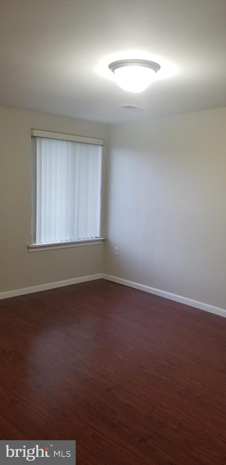 FAIRFIELD COMMONS - Residential Lease