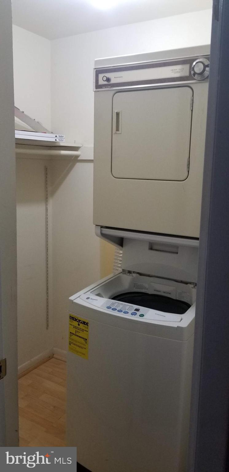 FAIRFIELD COMMONS - Residential Lease