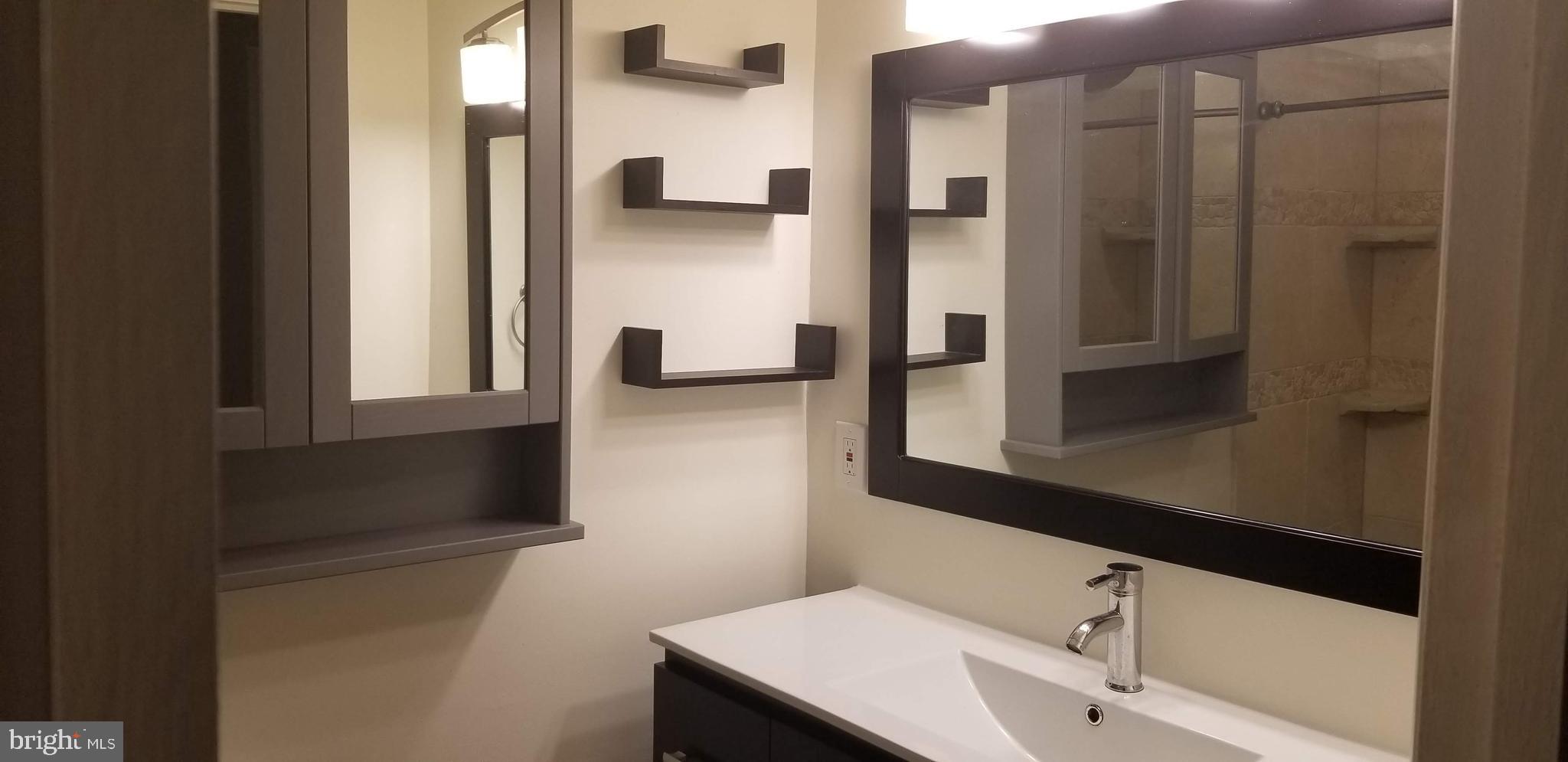 FAIRFIELD COMMONS - Residential Lease