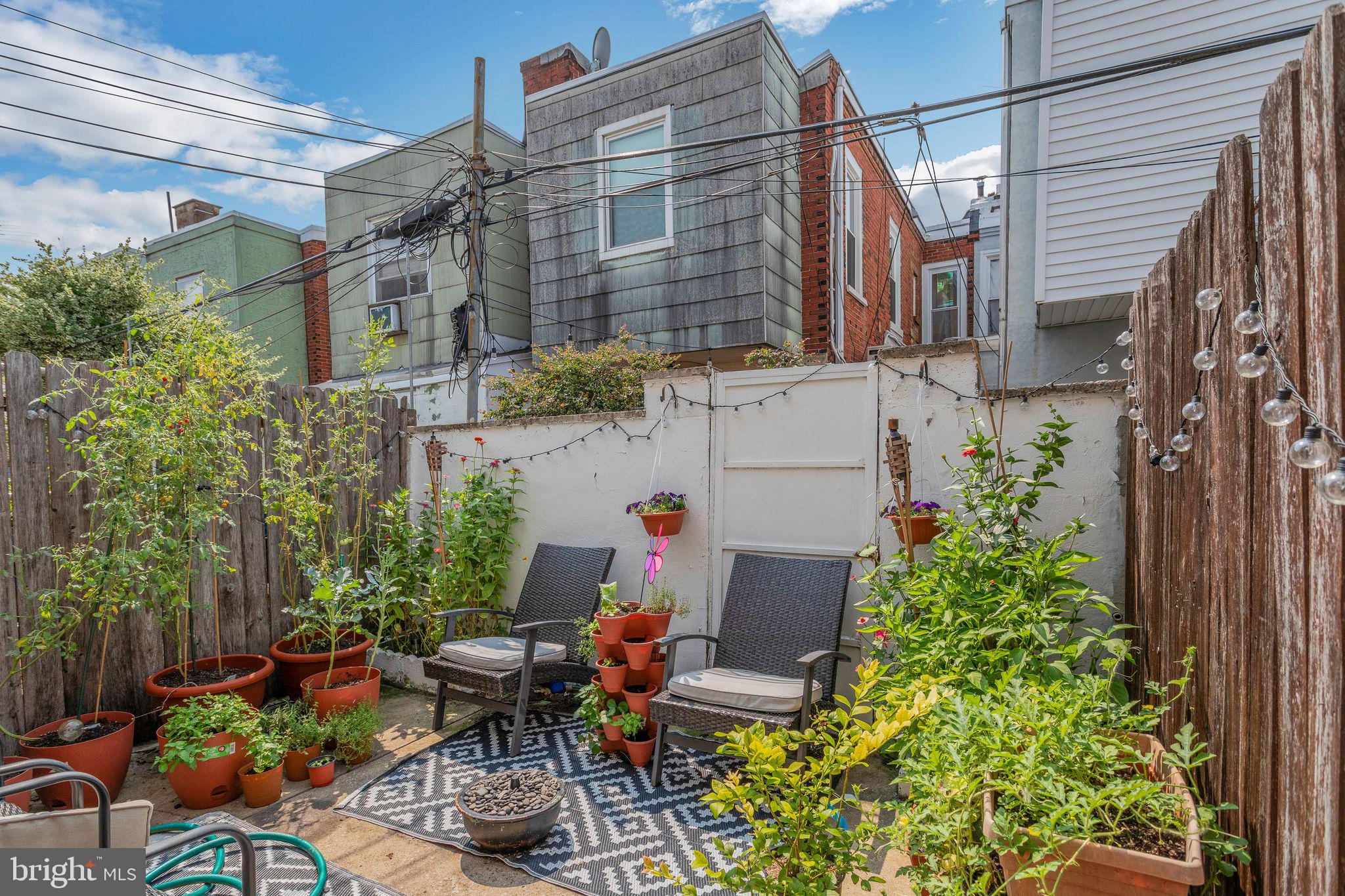 LOWER MOYAMENSING - Residential