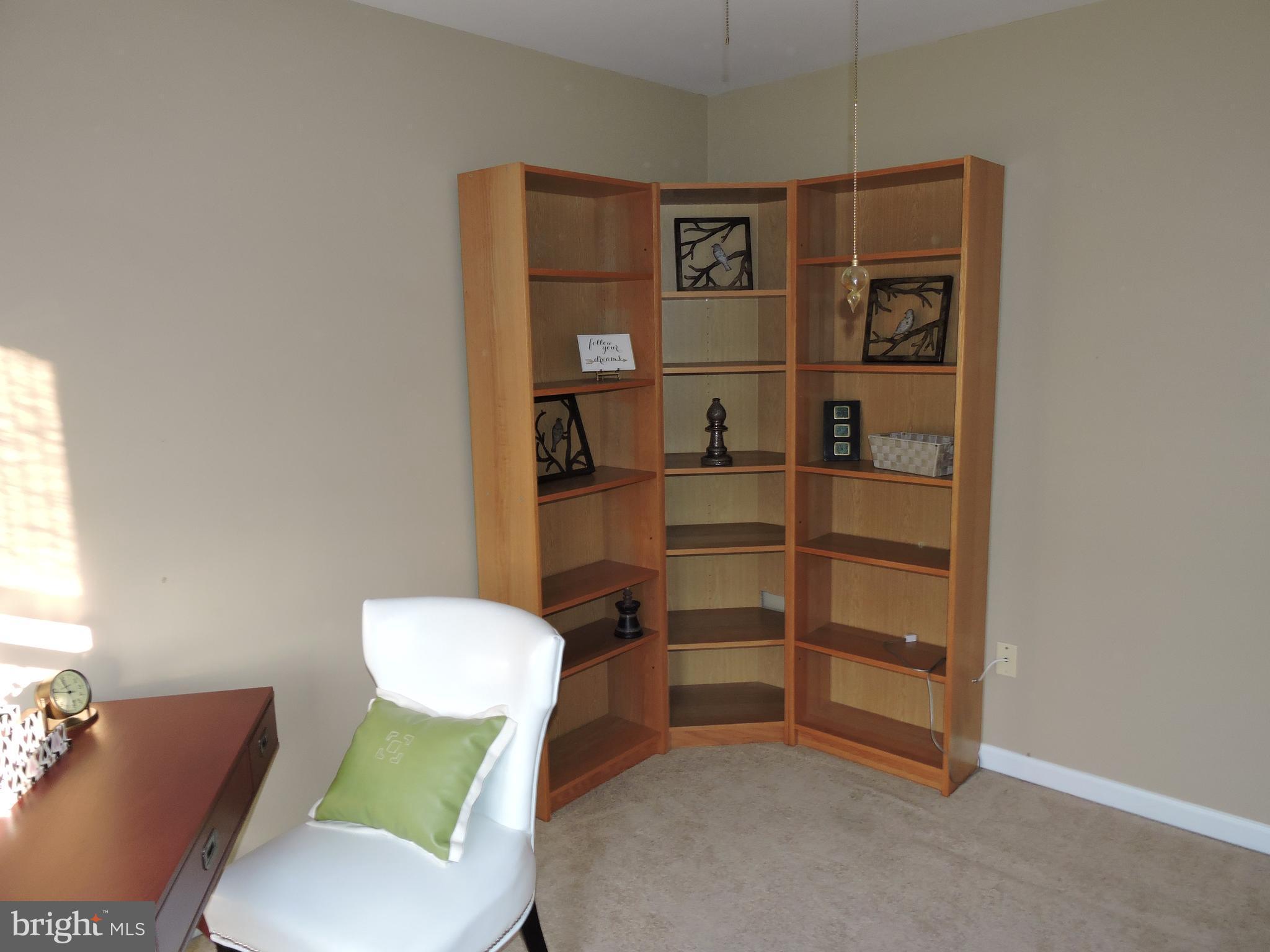 OAKENSHAW - Residential