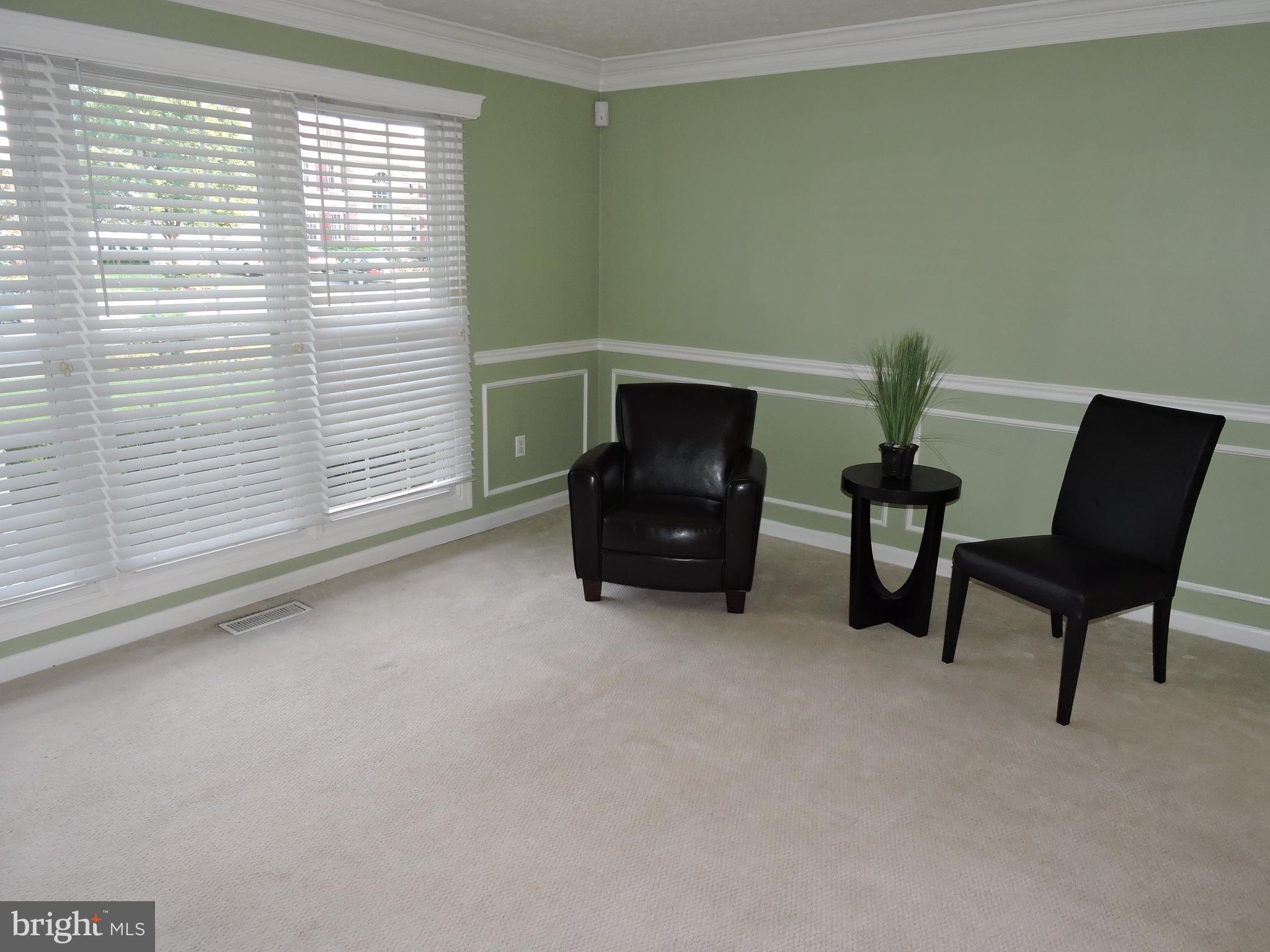 OAKENSHAW - Residential