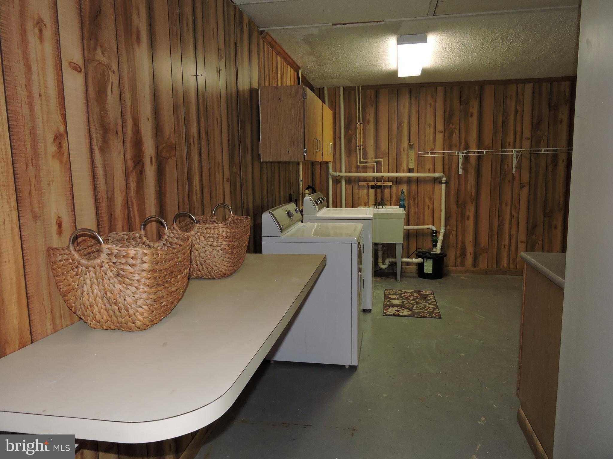 OAKENSHAW - Residential