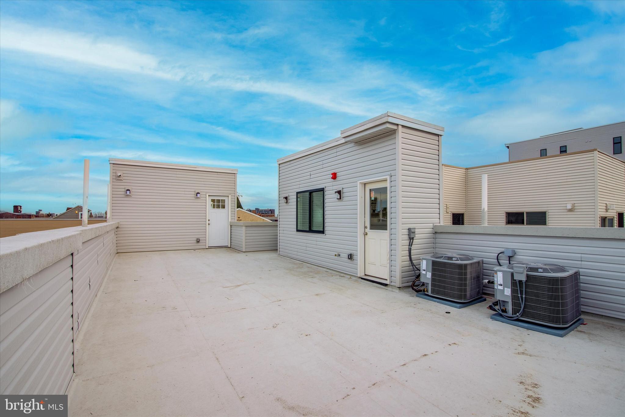 LUDLOW - Residential Income