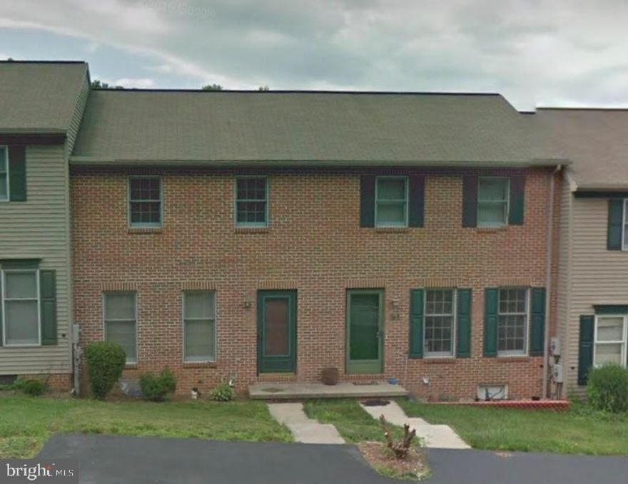 Move right in, fresh paint thru out and new vinyl flooring + freshly cleaned carpeting and all the appliances stay. Newer heat pump for efficiency and 1 year home warranty for peace of mind.