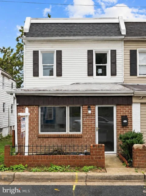 5911 Crown Street, Capitol Heights, MD 20743 - #: MDPG2206346