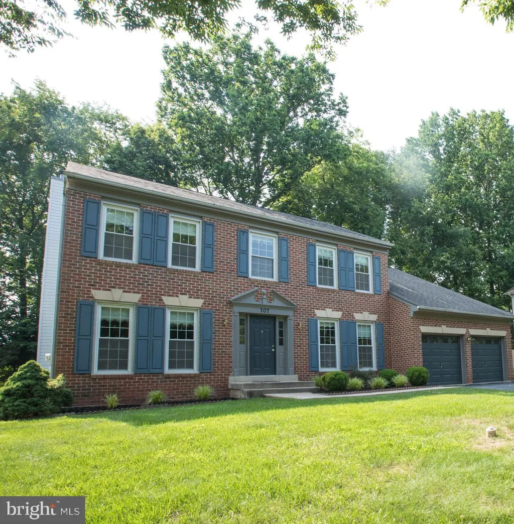 707 Hawkesbury Lane, Silver Spring, MD 20904