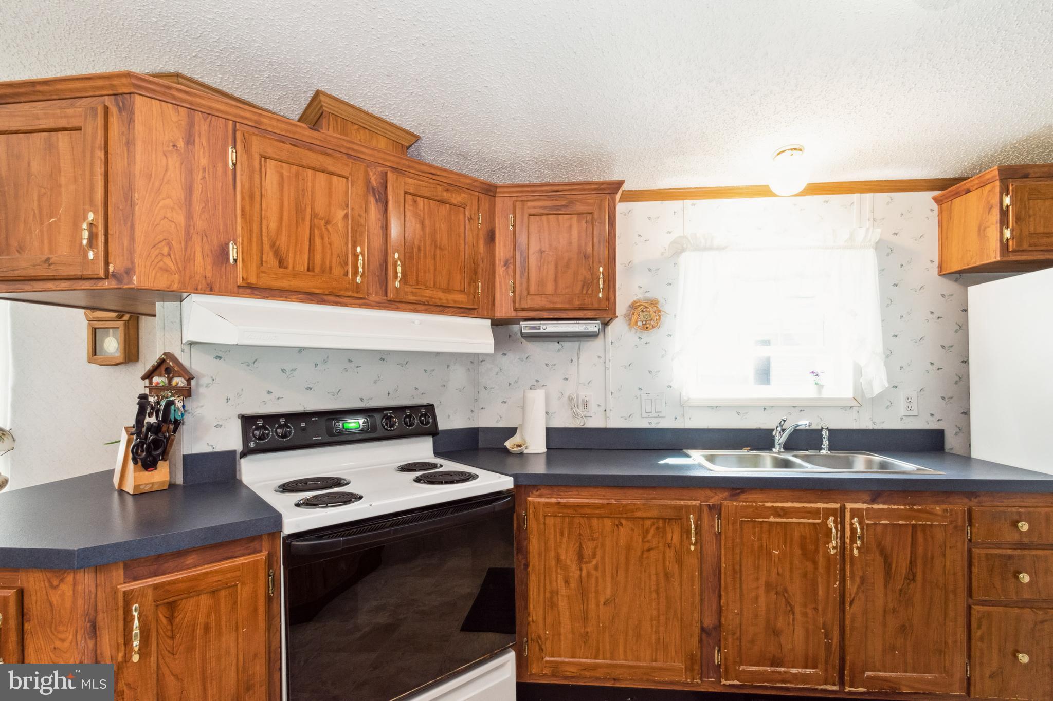 HILLANDALE HOMES - Residential