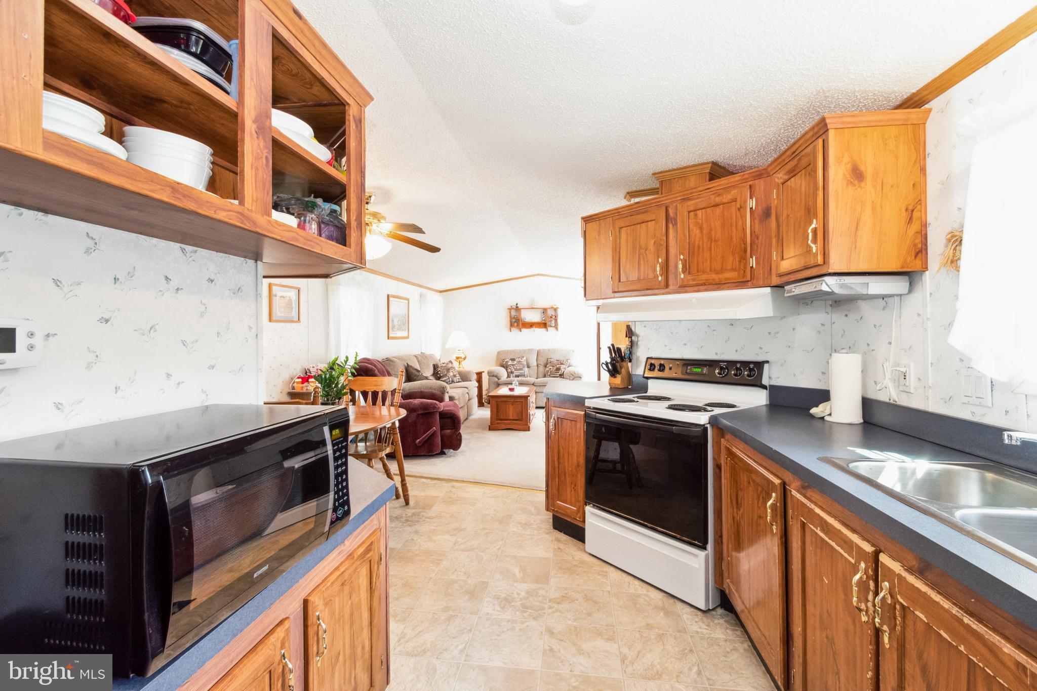 HILLANDALE HOMES - Residential