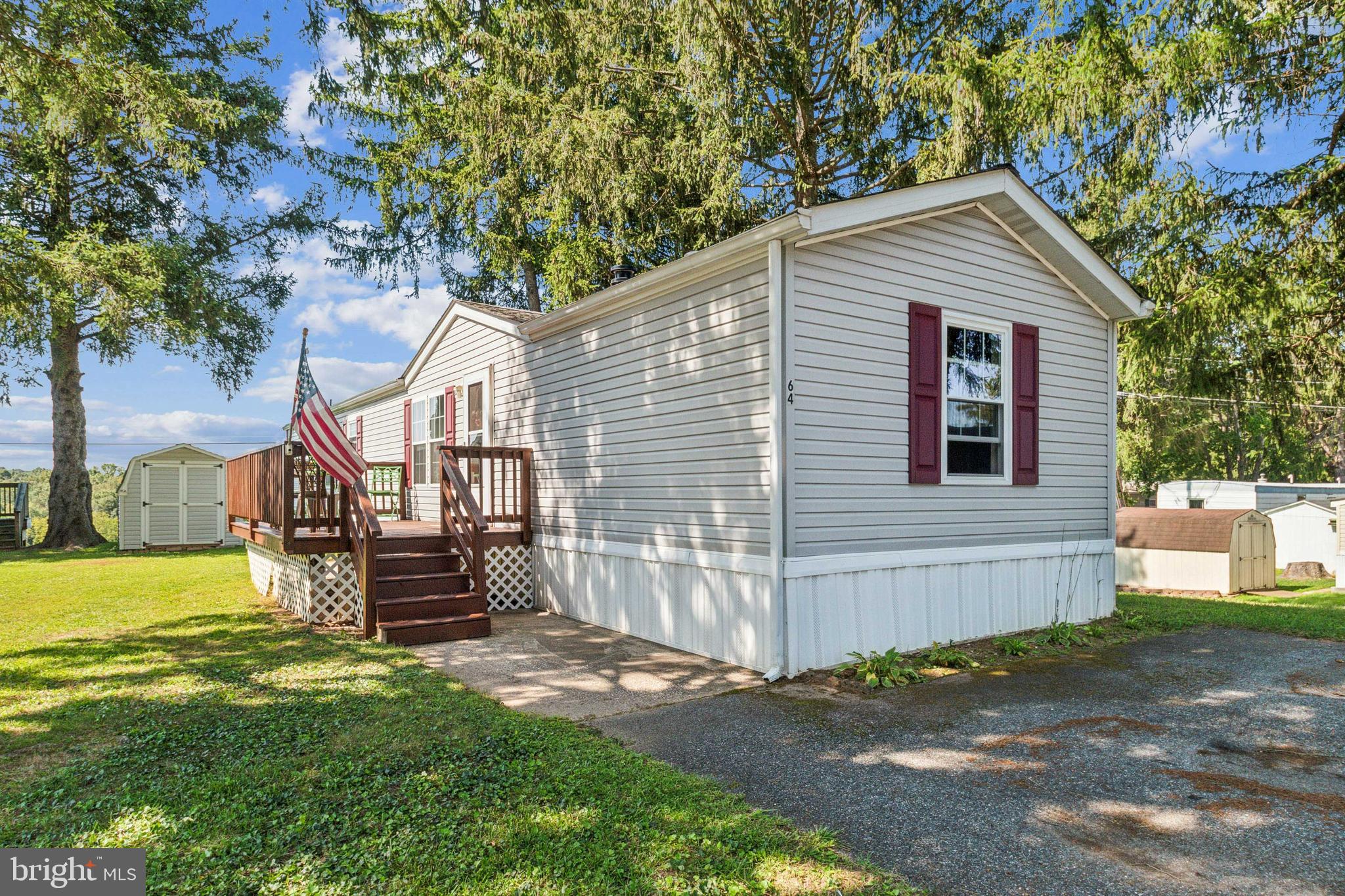 HILLANDALE HOMES - Residential