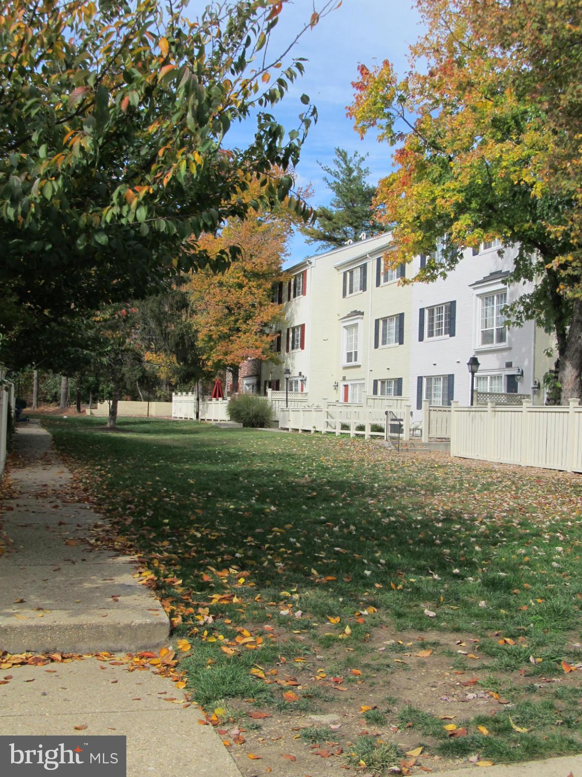 PARKSIDE AT ALEXANDRIA - Residential Lease