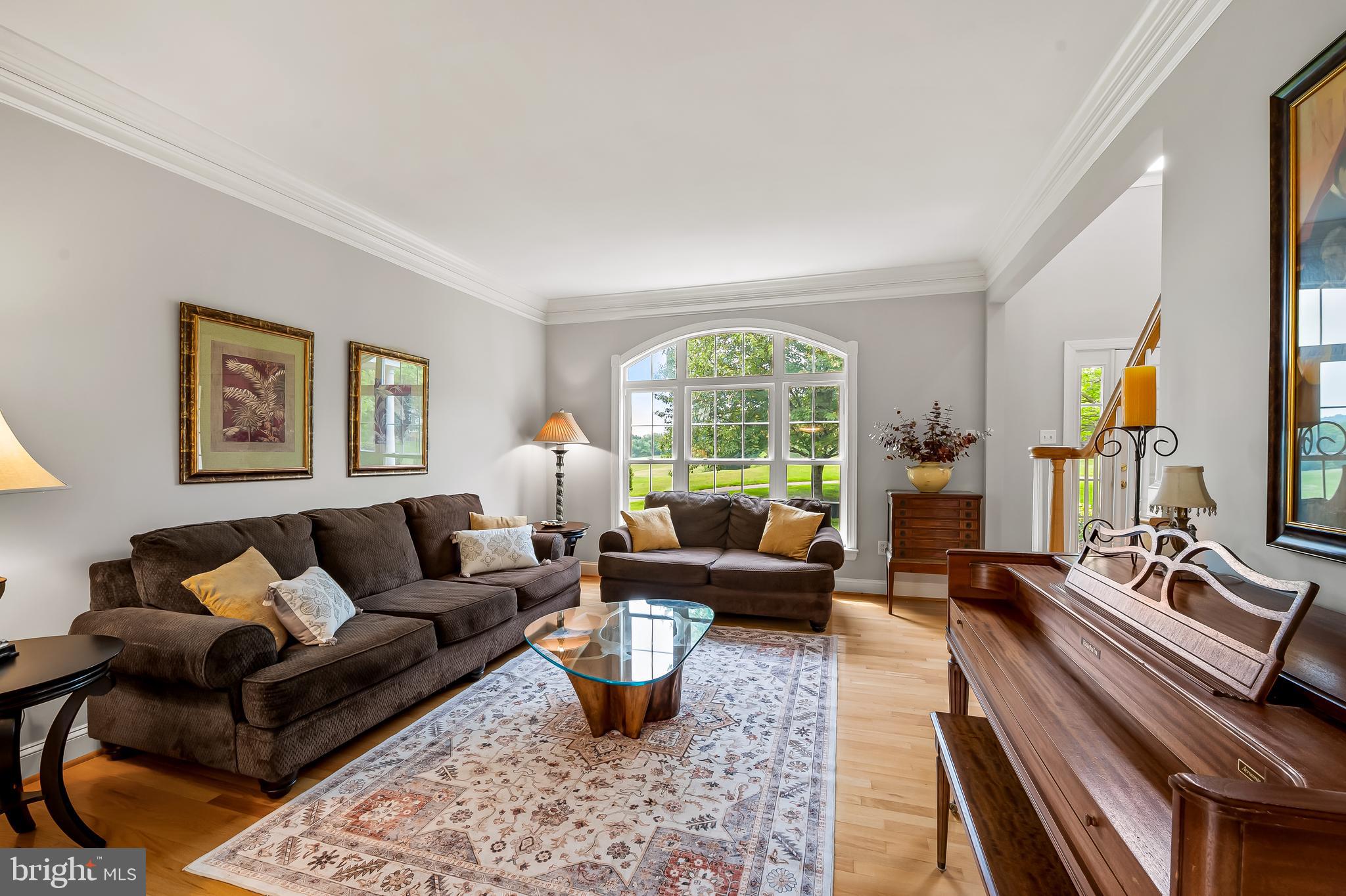 RIVER DOWNS - Residential