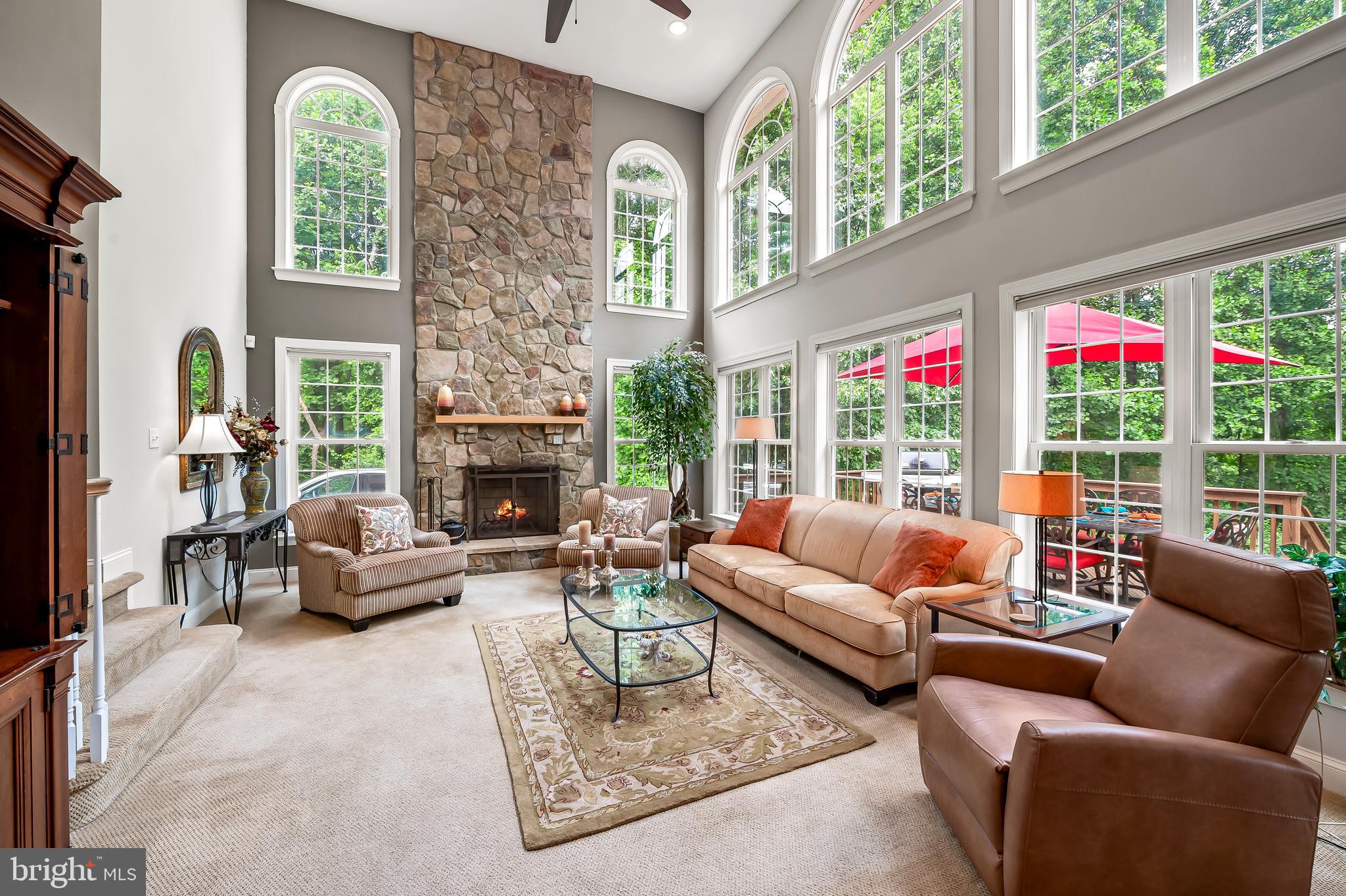 RIVER DOWNS - Residential