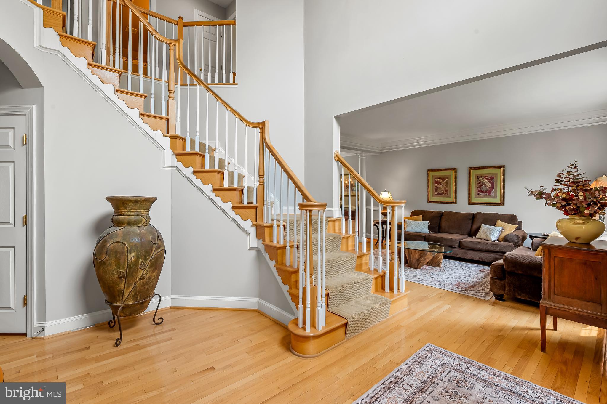 RIVER DOWNS - Residential