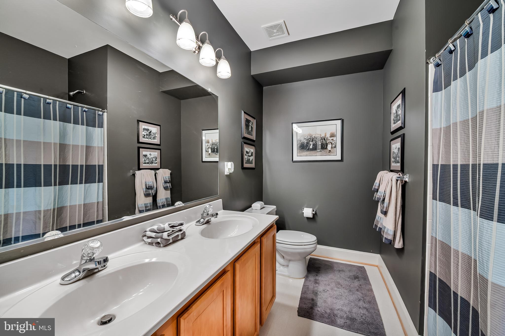 RIVER DOWNS - Residential