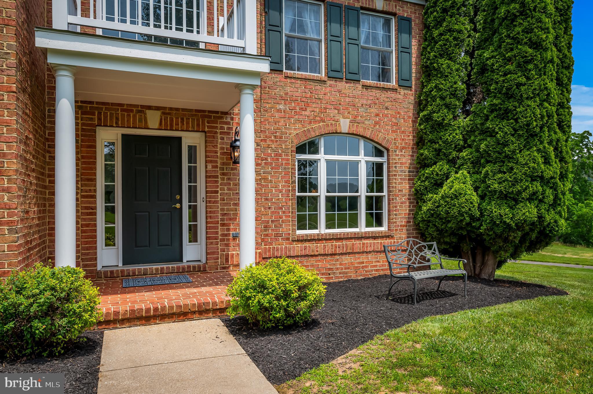 RIVER DOWNS - Residential