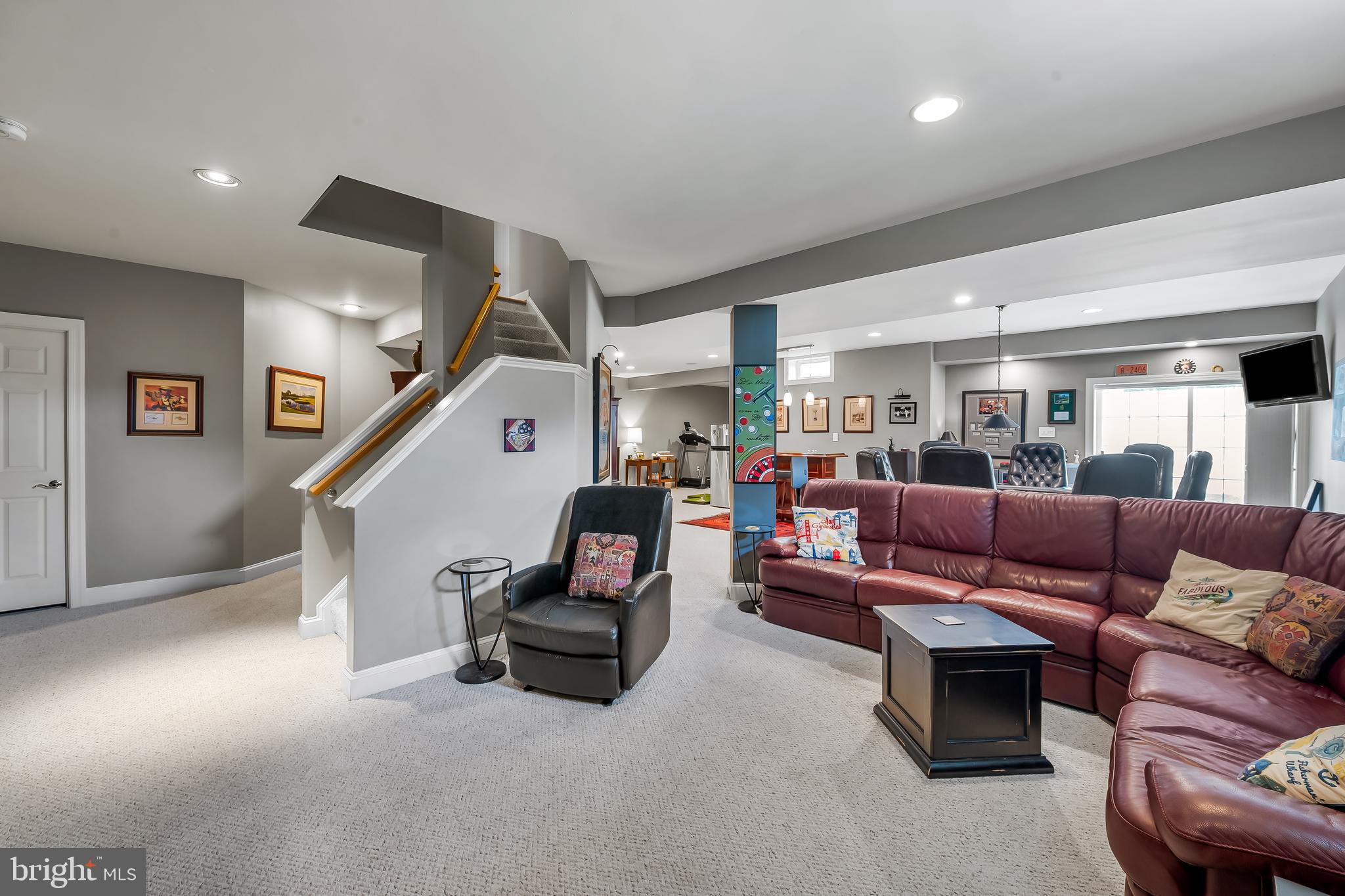 RIVER DOWNS - Residential