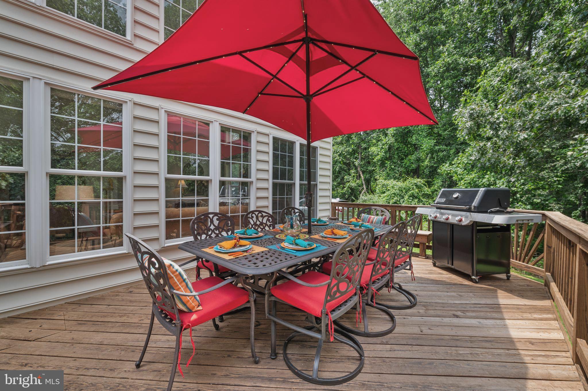 RIVER DOWNS - Residential