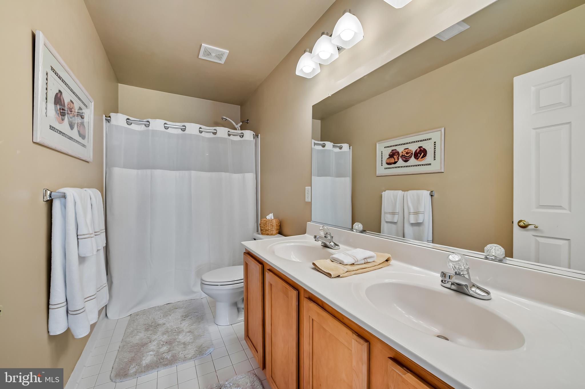 RIVER DOWNS - Residential