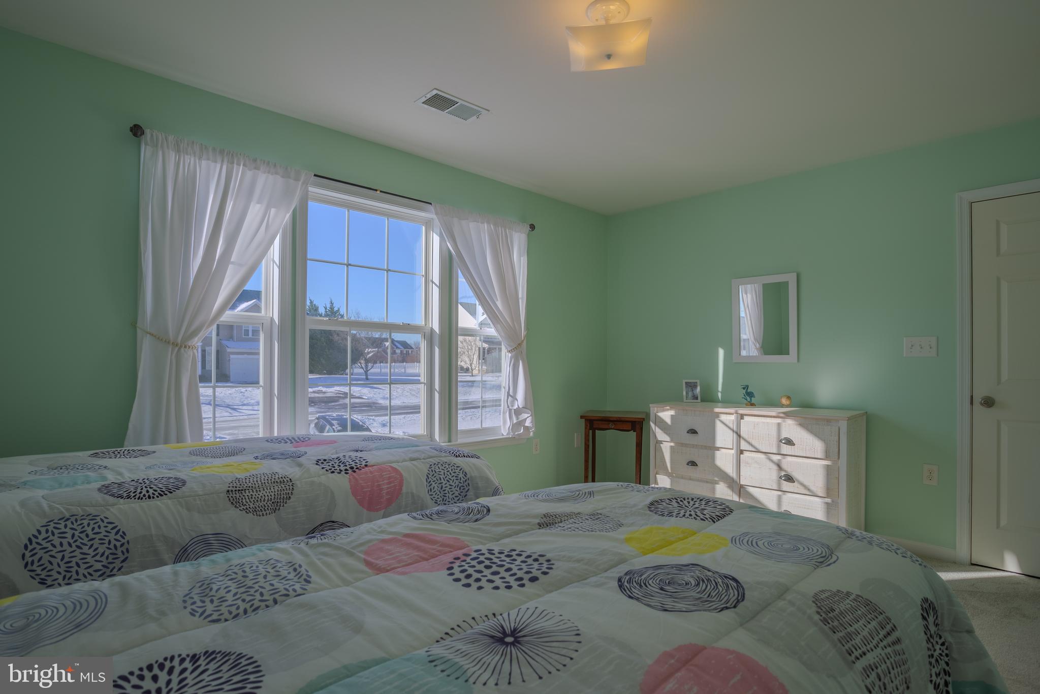 BROOKFIELD ON THE POTOMAC - Residential