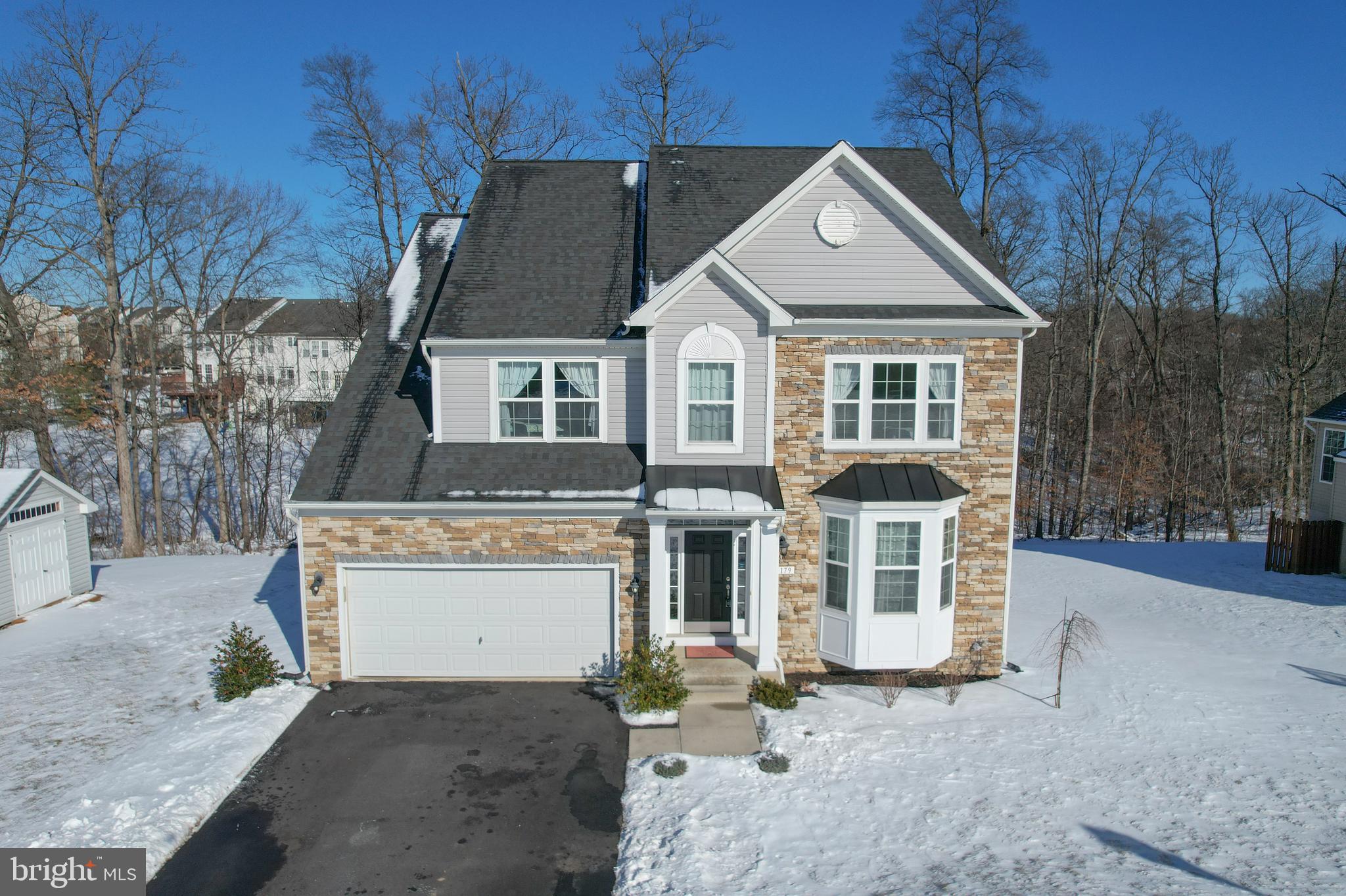 BROOKFIELD ON THE POTOMAC - Residential