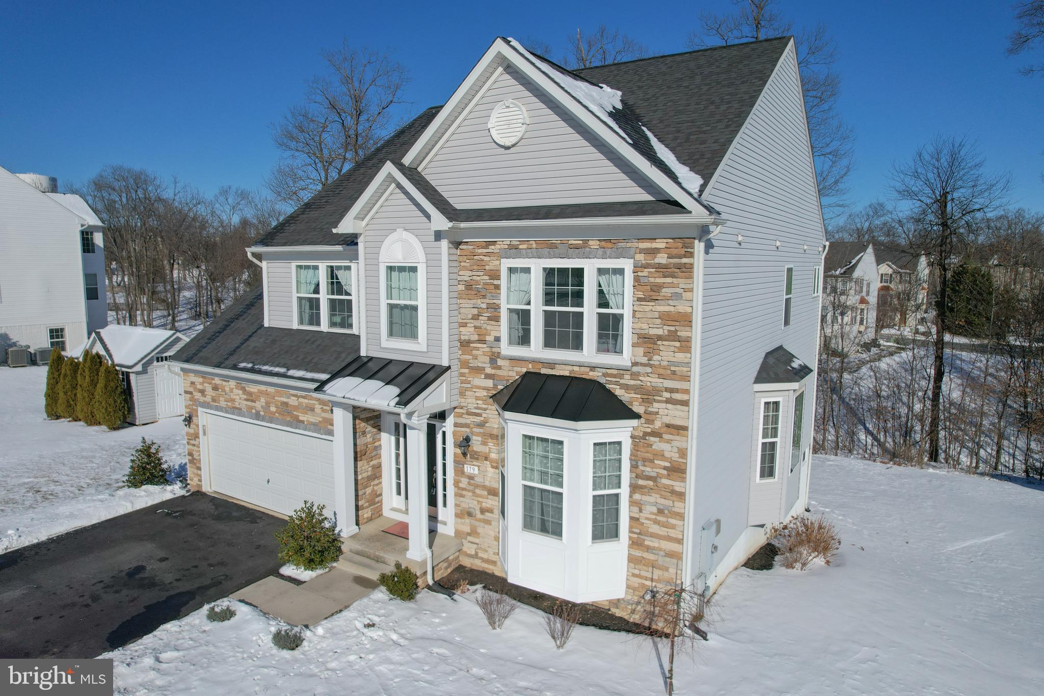 BROOKFIELD ON THE POTOMAC - Residential