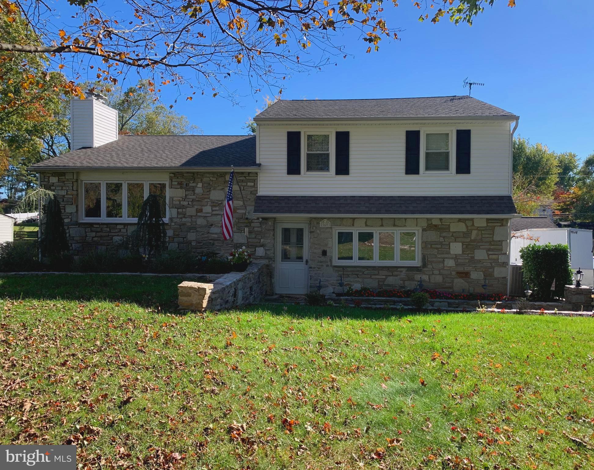 CHURCHVILLE MANOR - Residential