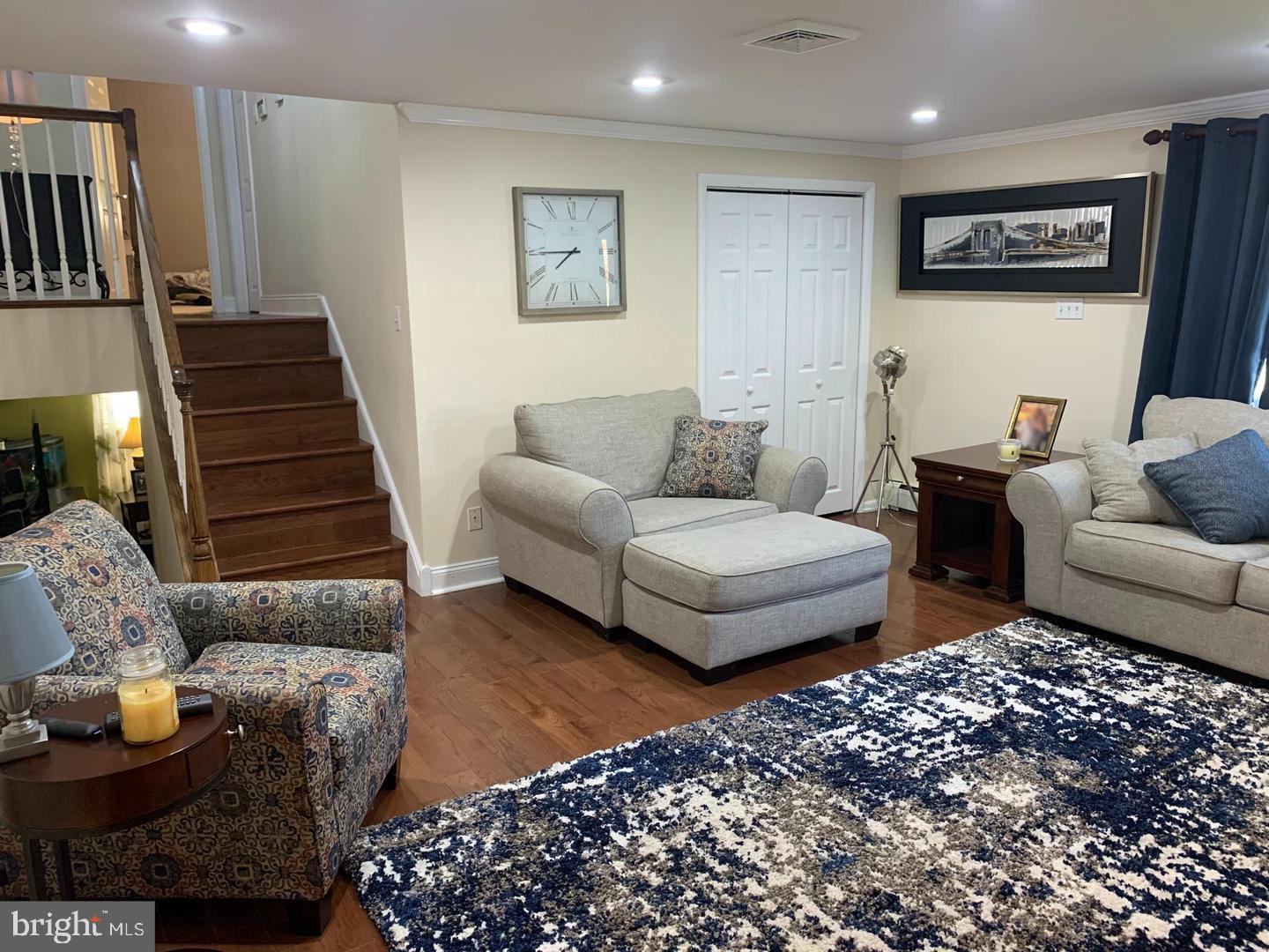 CHURCHVILLE MANOR - Residential