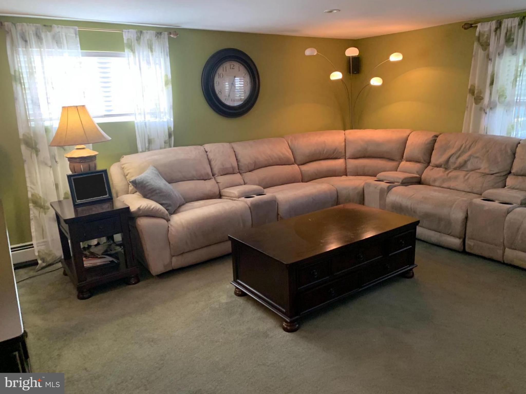 CHURCHVILLE MANOR - Residential