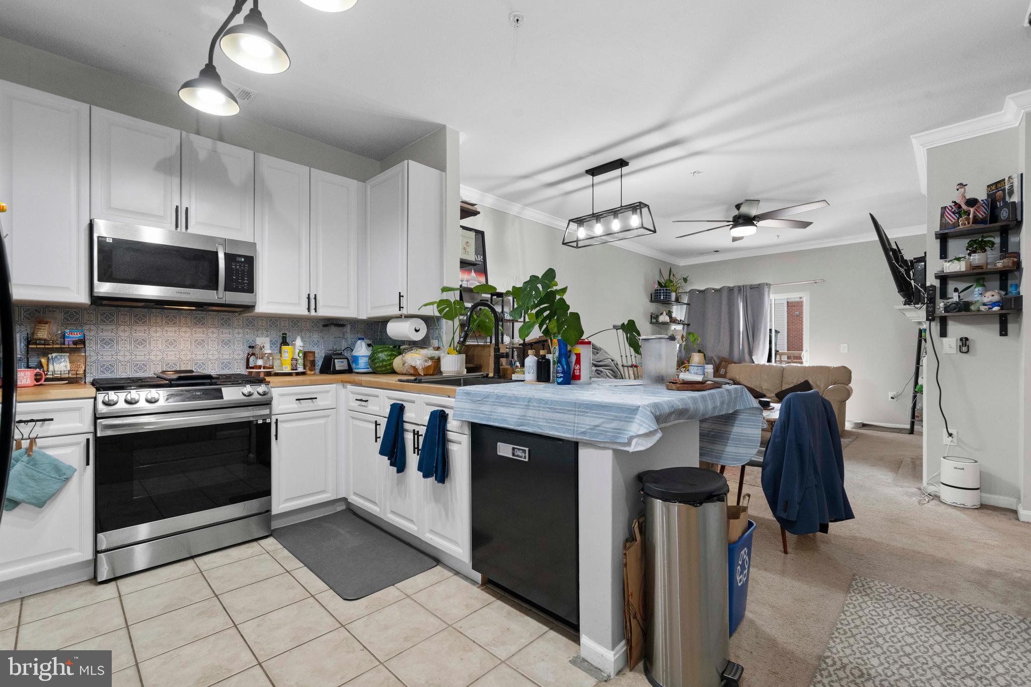 9480 VIRGINIA CENTER BOULEVARD 329