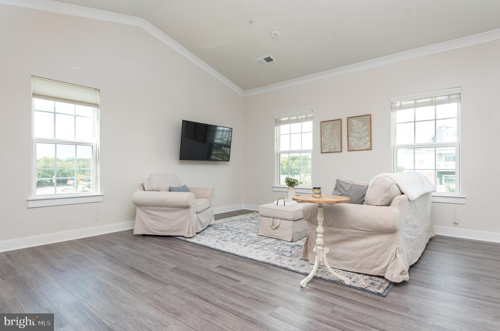 ARCOLA TOWN CENTER CONDO - Residential