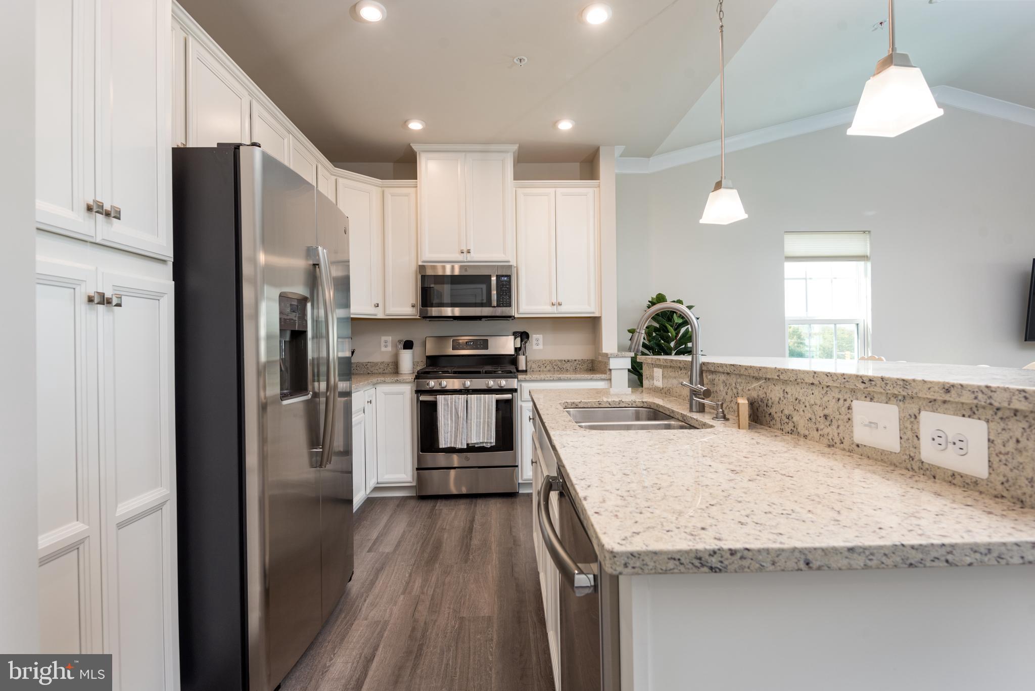 ARCOLA TOWN CENTER CONDO - Residential