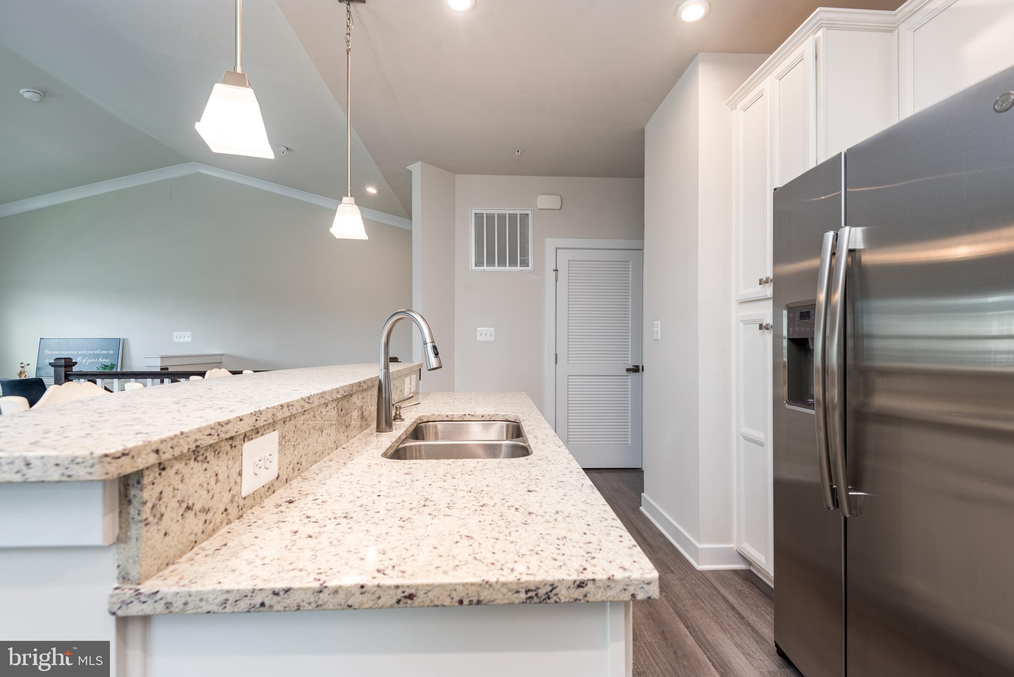 ARCOLA TOWN CENTER CONDO - Residential