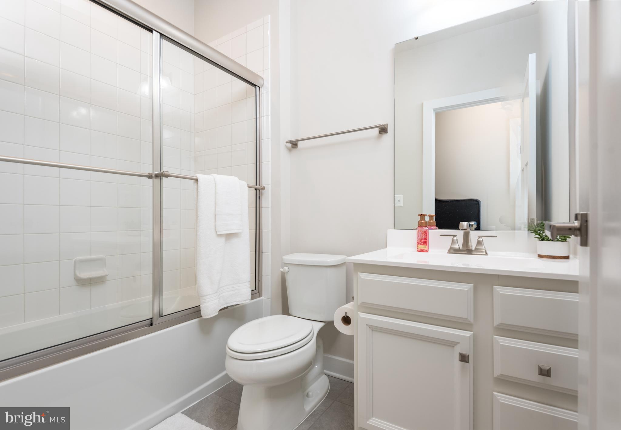 ARCOLA TOWN CENTER CONDO - Residential