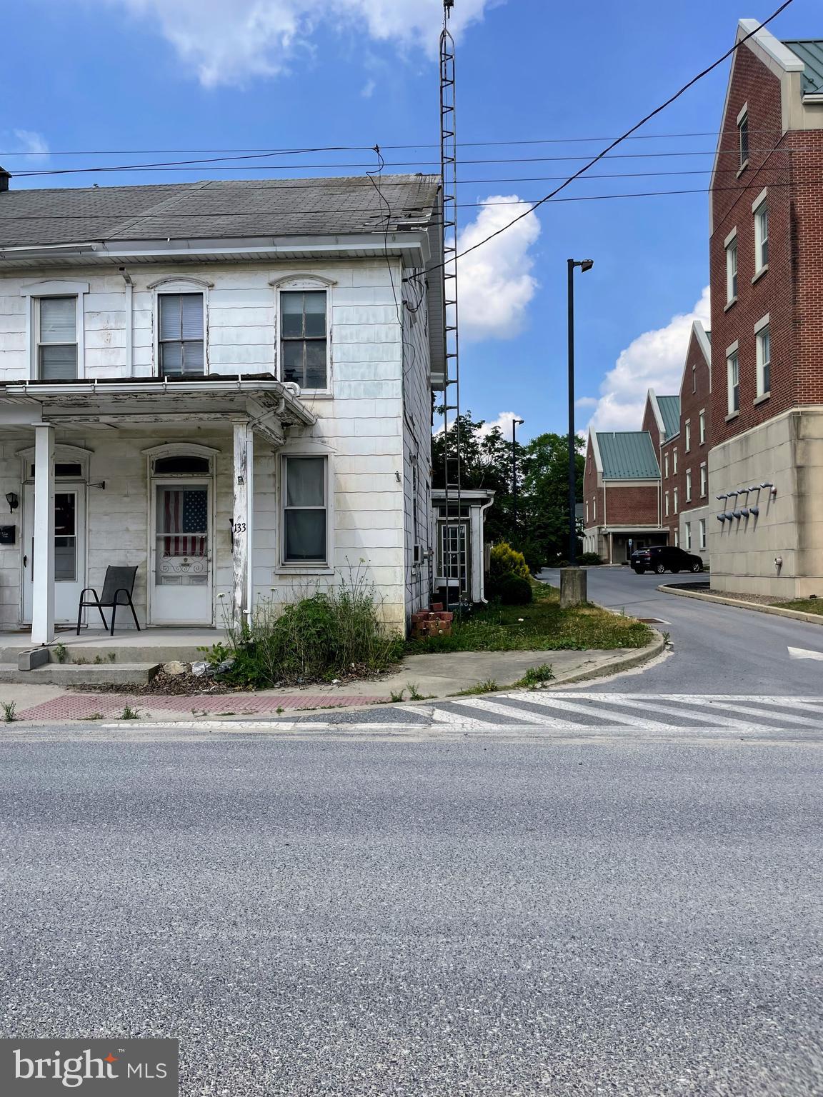 133 N RAILROAD STREET