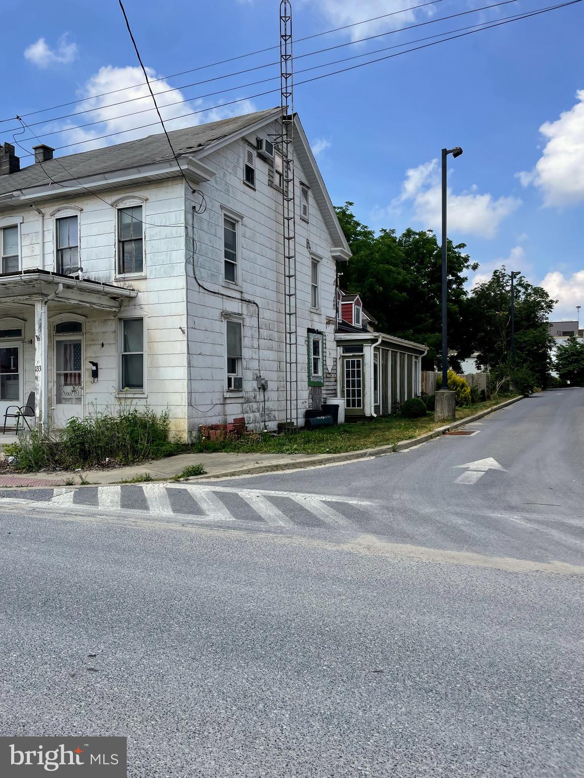 133 N RAILROAD STREET