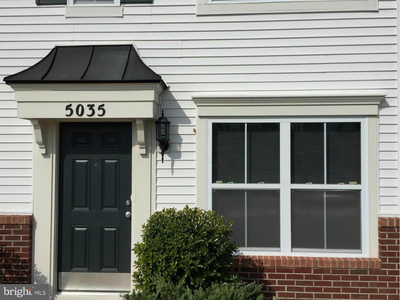 TRIANGLE HIGHLANDS CONDO - Residential