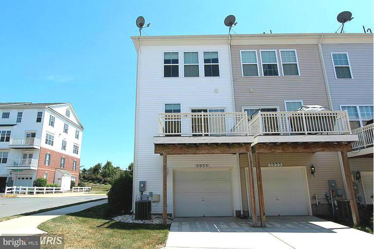 TRIANGLE HIGHLANDS CONDO - Residential