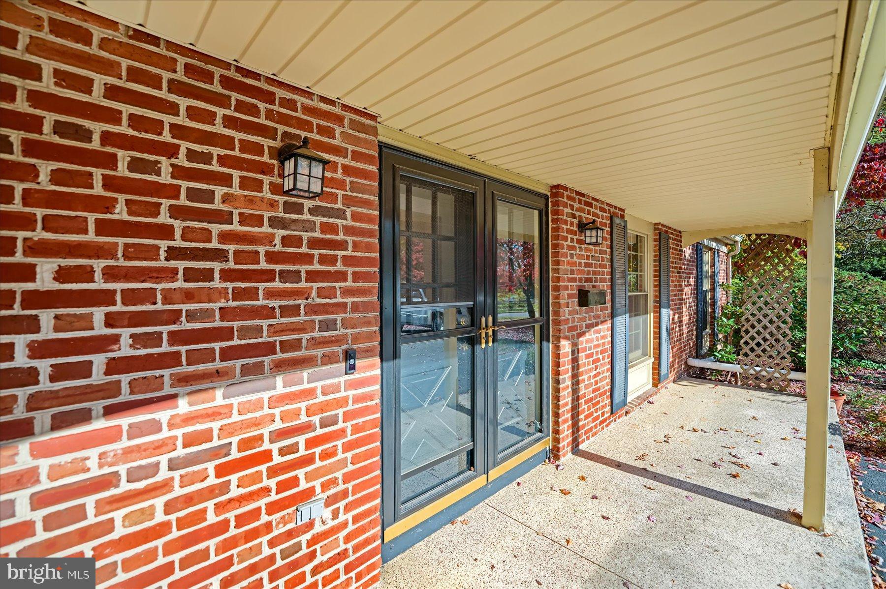 HOLMES-FOSTER - Residential