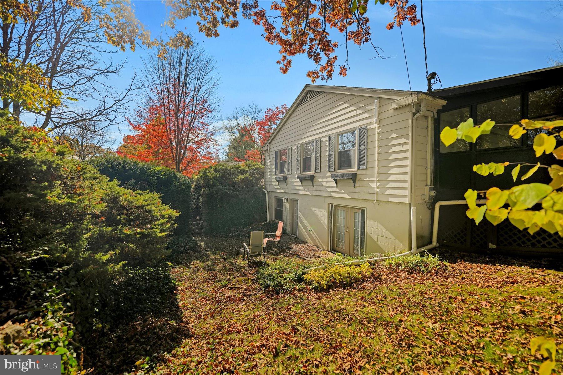 HOLMES-FOSTER - Residential