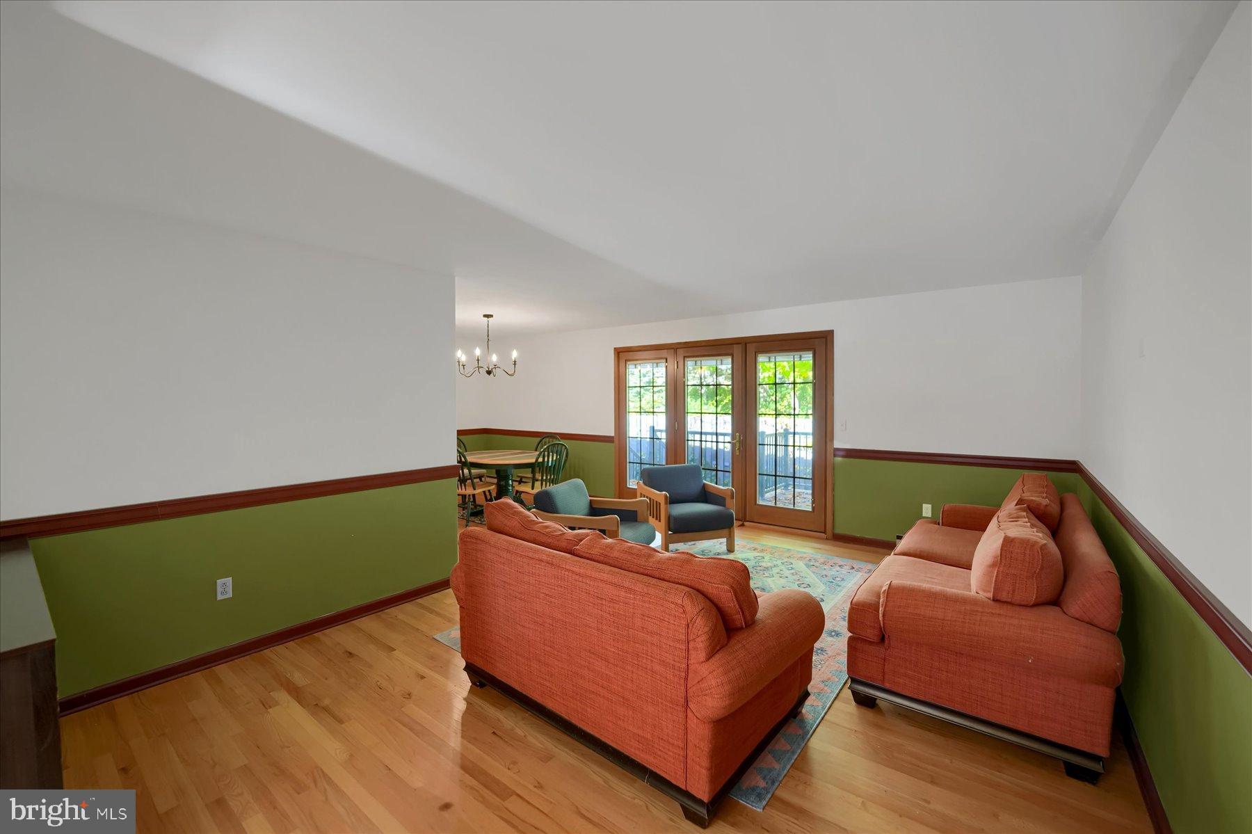 HOLMES-FOSTER - Residential